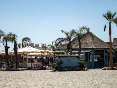 Los Mejores Chiringuitos a Pie de Playa en Cádiz