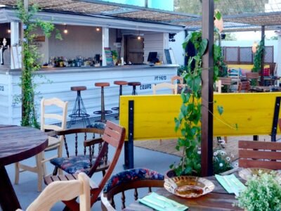 Los Mejores Chiringuitos de Málaga: Donde disfrutar del sol, la playa y una excelente gastronomía